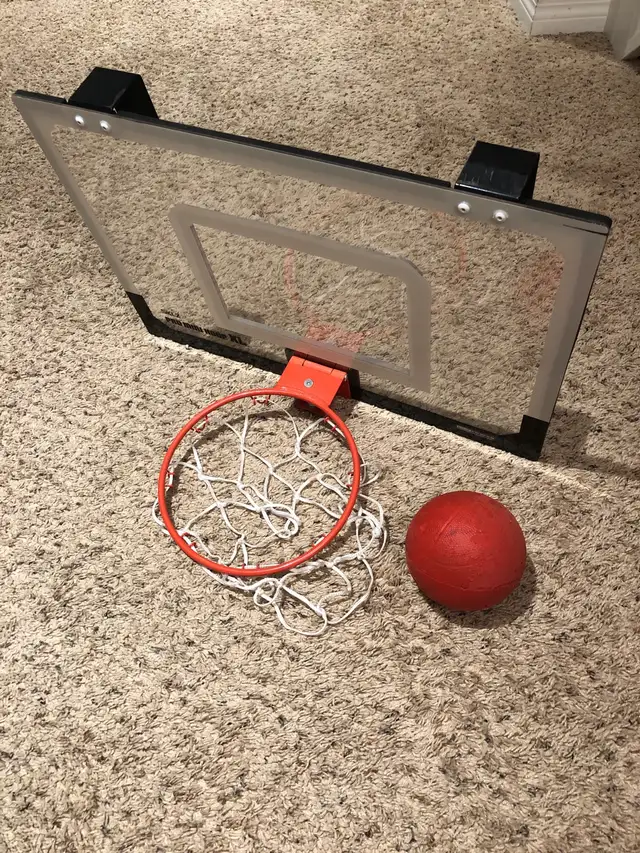 Basketball Hoop (door hanging) in Basketball in Calgary - Image 5