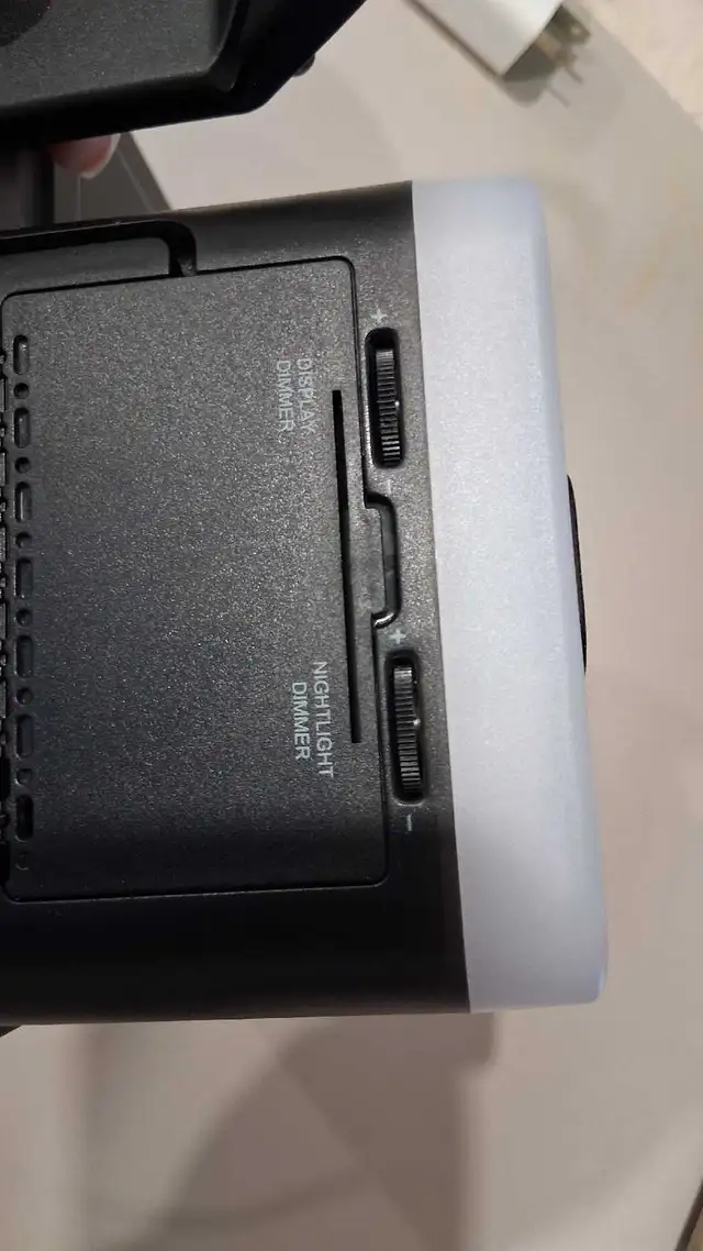 NEW Magsafe Charging iphone iwatch airpods w issue in General Electronics in City of Toronto - Image 8