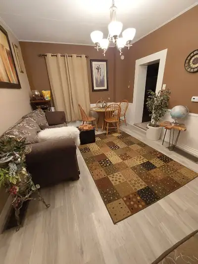 Furnished Room for rent ($750) in Brantford, Ontario, available immediately. The house is just 2 min...