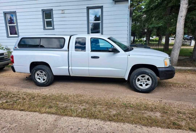 2006 dodge dakota 4x4 in Cars & Trucks in Red Deer