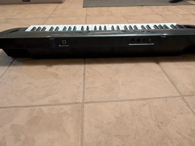 Casio Keyboard CTK-2100 in Pianos & Keyboards in City of Halifax - Image 4