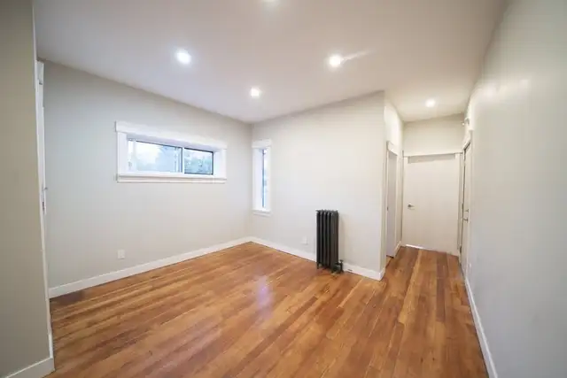 1 Bedroom, 1 Bathroom self contained apartment for rent