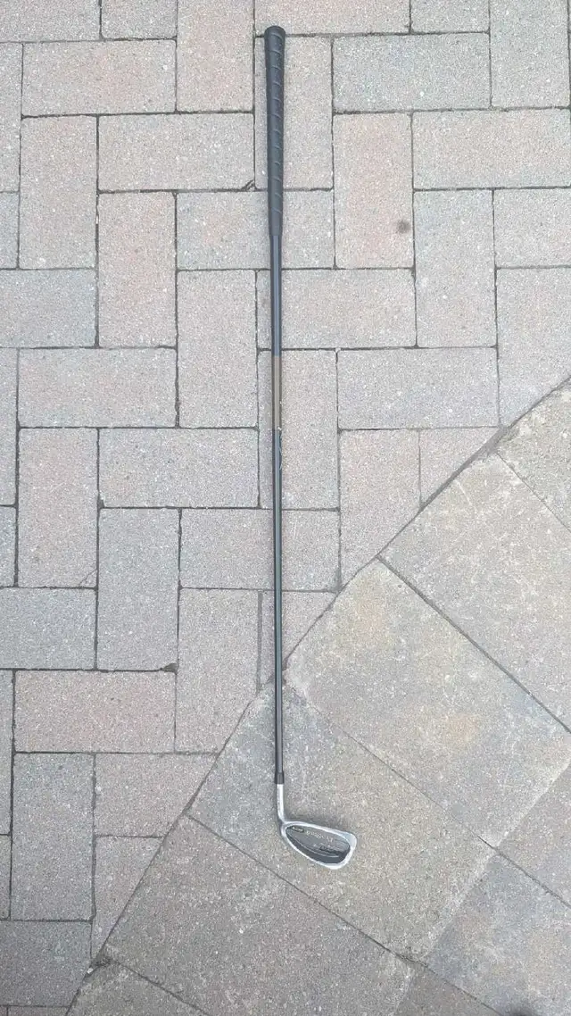 Wilson ProStaff OS Super4 Iron Golf Club- right handed  in Golf in Oshawa / Durham Region - Image 6