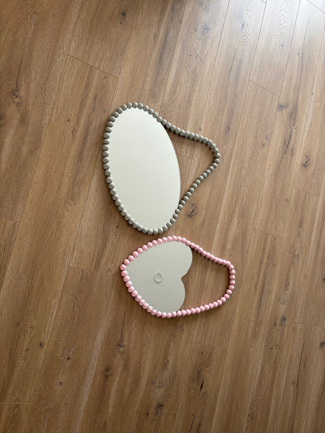 Decorating hanging mirrors in Home Décor & Accents in Charlottetown