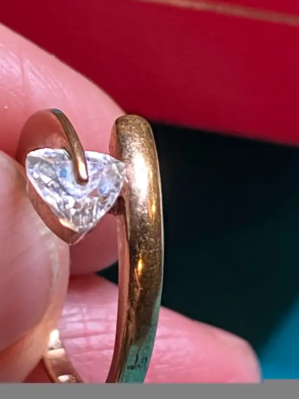 Ring RSC With Nice Crystal in Arts & Collectibles in Vancouver - Image 3