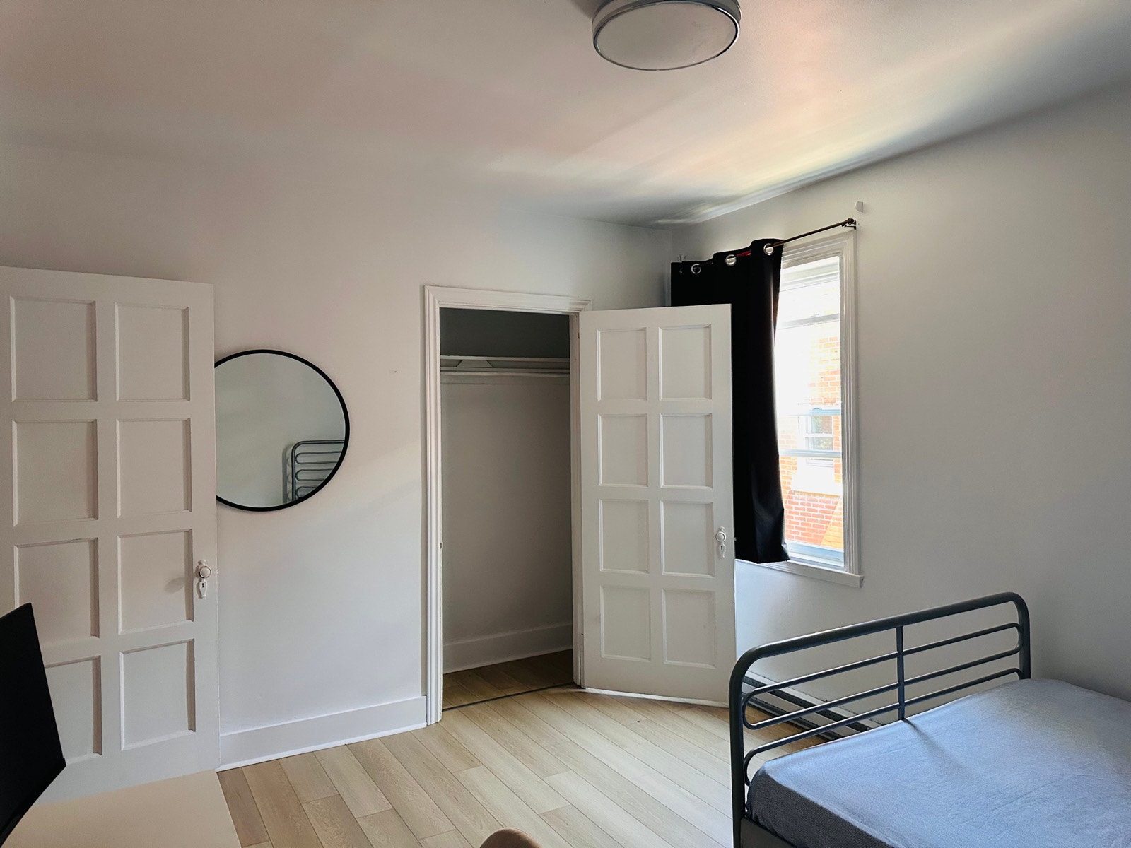 Furnished room near HEC/U of Montreal — photo 2