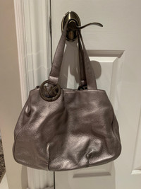 Michael kors 2025 handbags kijiji