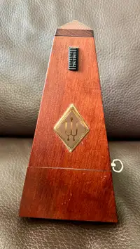 Wenger Music Metronome Wood Case Works Great 