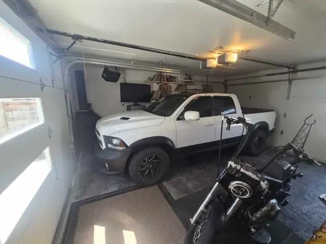 2017 Dodge Ram 1500 Sport 4x4 Black Leather Interior truck