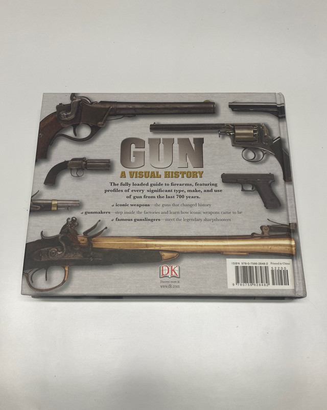 Gun visual history book in Non-fiction in Edmonton - Image 2