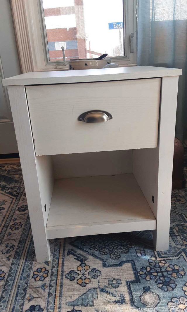 White nightstand with soft close drawer in Dressers & Wardrobes in Brockville