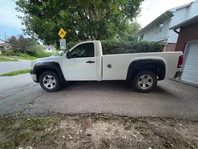 2008 GMC Sierra 4.3L V6 2WD Was my daily driver for 10 years just upgraded. Motor and transmission w...