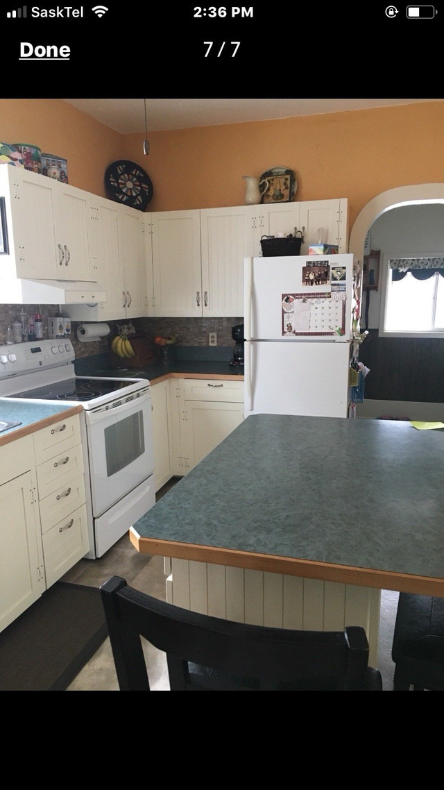 Furnished basement  in Short Term Rentals in Moose Jaw