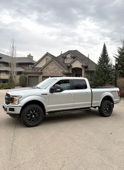 PRICE IS FIRM!! (Read ad) 2018 Ford F150 XLT 4x4 3.5L Eco-boost 121,800km No accidents, no claims, C...