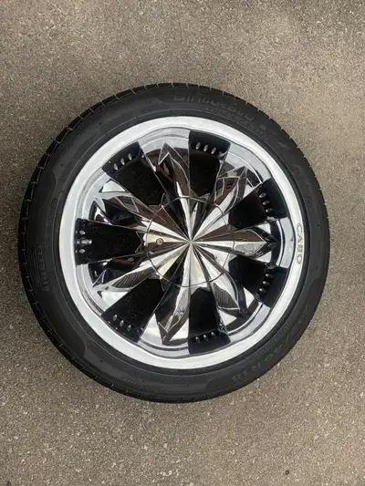 Multi 5 bolt pattern. Good condition. All 4. Tires should be replaced. 5x120 and 5x130