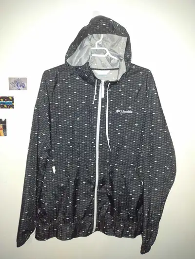 Columbia windbreaker, View more