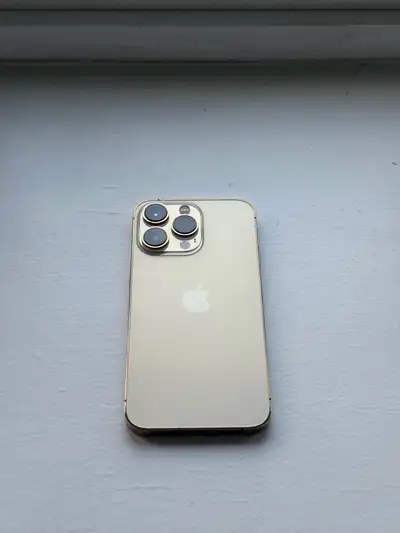 106 ads for iphone 13 pro in Cell Phones in City of Toronto