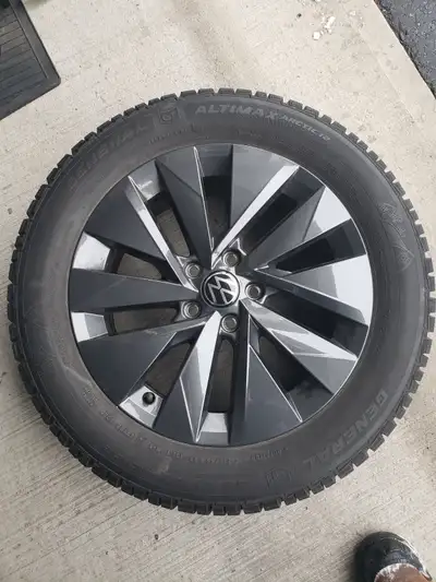 Selling set of 4 winter tires and alloy rims with about 10 thousand kms on them. These are original...