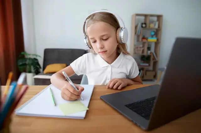 ONLINE TUTION CLASSES BY HIGHLY QUALIFIED PROFESSIONAL 527122282714900482