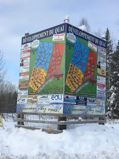 Faites vites la phase 3 est prête. - Accessible à l’année, -Électricité , -Cable Vidéotron. Terrain...