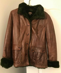 Women’s Danier brown leather & fur jacket - Size XS