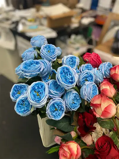 Real Touch Artificial Juliet Roses – Blue – Wedding/Home Decor Beautiful and realistic Real Touch Au...