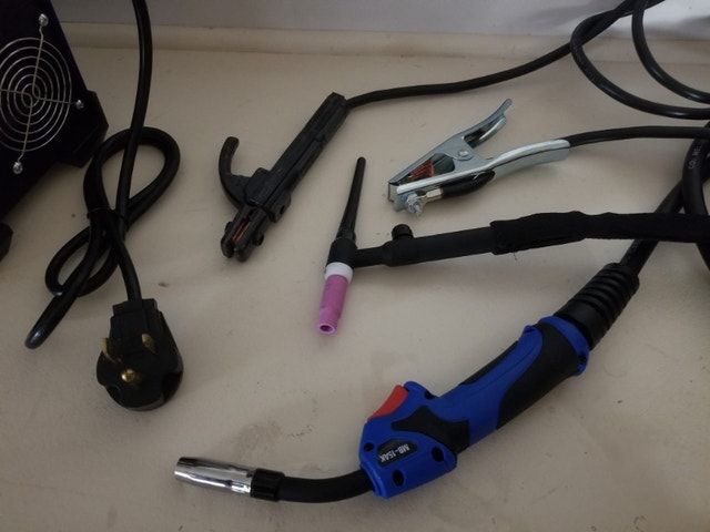 TPA250 SOUDEUSE DC PROFESSIONNEL MULTIPROCÉDÉS MIG TIG ARC | Outils ...