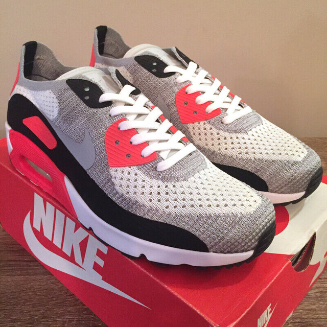 AIR MAX 90 ULTRA 2.0 FLYKNIT -INFRARED Sz.9 US Mens -DS in Men's Shoes in City of Toronto