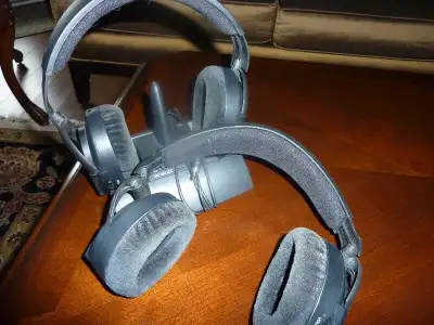 Casques (2) d'écoute sans fil, View more