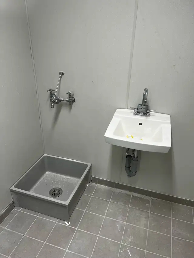 Licensed Plumbing Services426574198803671049