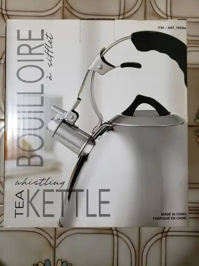 Whistling Tea Kettle, 2.8L stainless steel. Brand new in box. $10
