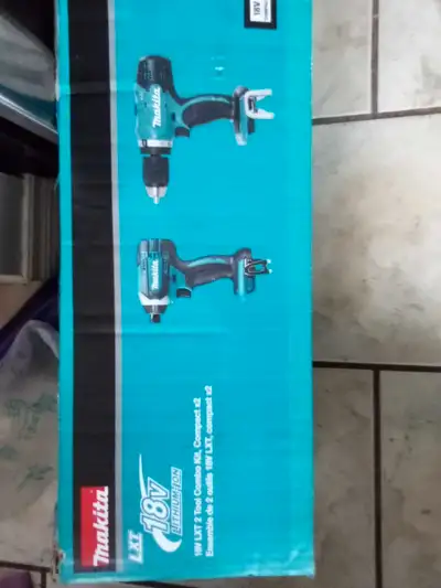 Milwaukee M18 Drill Kit, View more