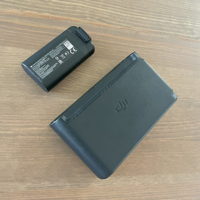 DJI Two-Way Charging Hub for Mavic Mini 1 SE 2 battery batteries in Hobbies & Crafts in Kitchener / Waterloo