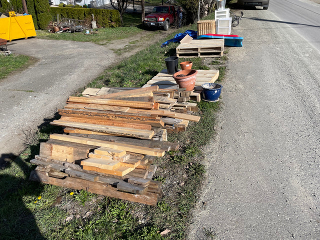  Free, wood, scraps, firewood, pallets, various other items.  in Free Stuff in Kamloops - Image 2