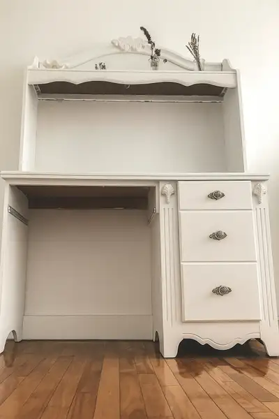 Vintage White Hardwood Furniture Set, View more
