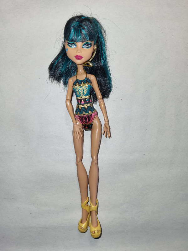 Monster High dolls - Cleo de Nile (group 4) - Updated March 2 in Toys & Games in Belleville