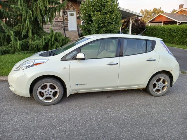 Nissan Leaf 2012