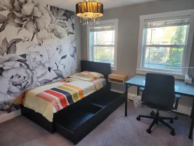 Prestigious west Bedford, this is high end executive home in very quiet neighborhood. Bright Room in...