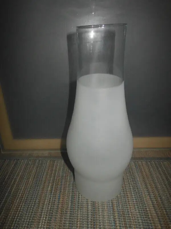 Glass Oil Lamp or Oil Lamp-Flare top in Arts & Collectibles in City of Montréal - Image 8