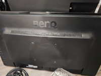 Cheap 3 24" monitors (LG & Benq)