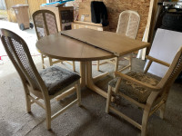 teak Dining table  with extension leaf and 4 chairs