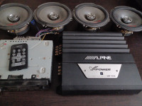 Pioneer car media player avec Alpine amplificateur + 4 speakers