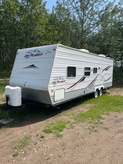 27’ bunk model. Kids have grown up. No longer need this trailer. New tires last summer. New awning f...