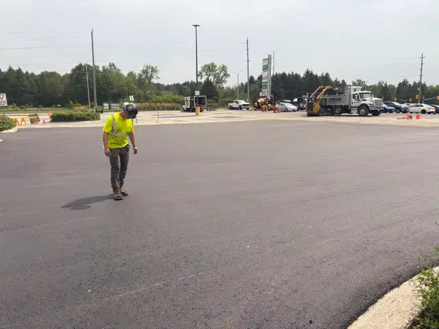 Paving services - laneways and commercial 
