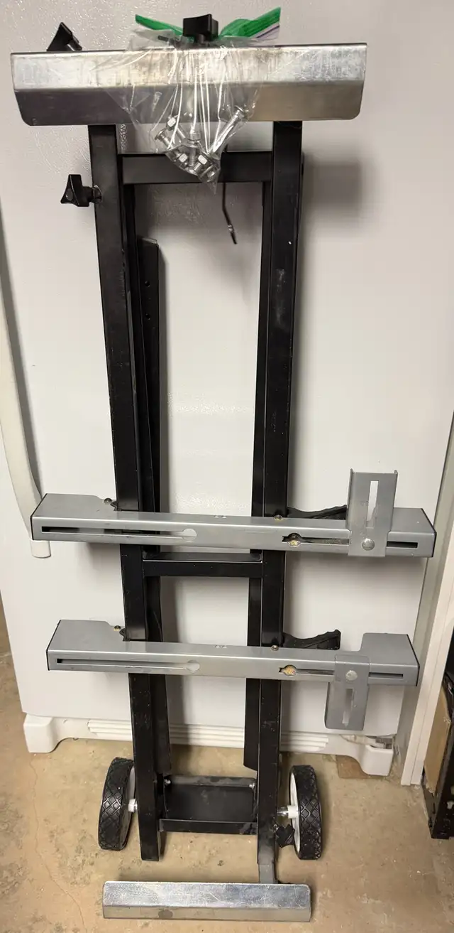 Universal compound miter saw stand in Tool Storage & Benches in Edmonton - Image 3