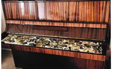 FREE VINTAGE FINE LEATHER FURNITURE AND A PIANO "BELARUS", View more