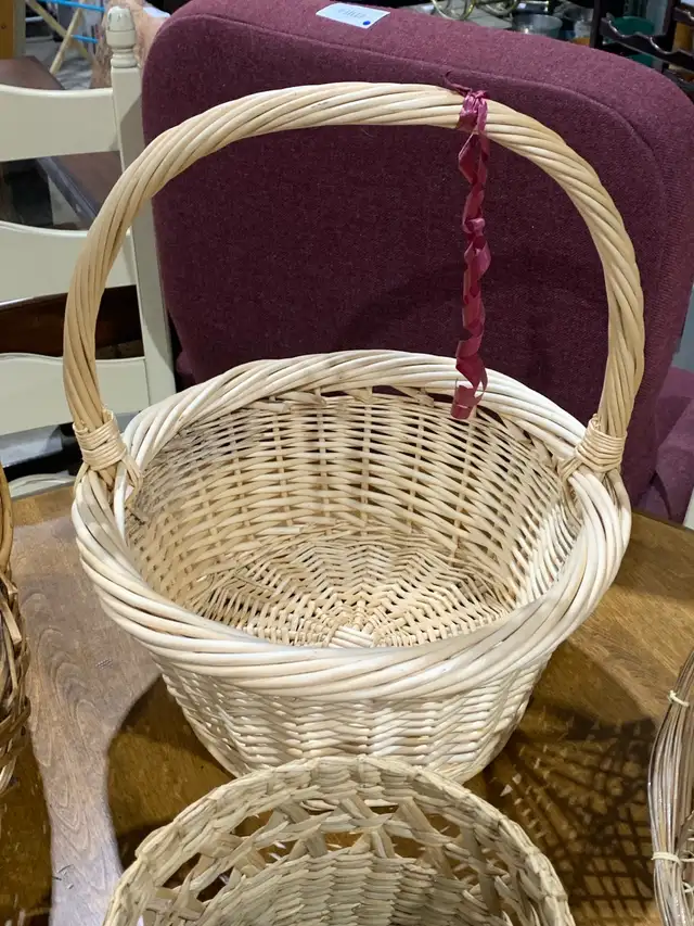Various Wicker baskets605035264245780485
