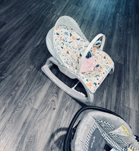 Fisher-price Vibrating seat for babies 