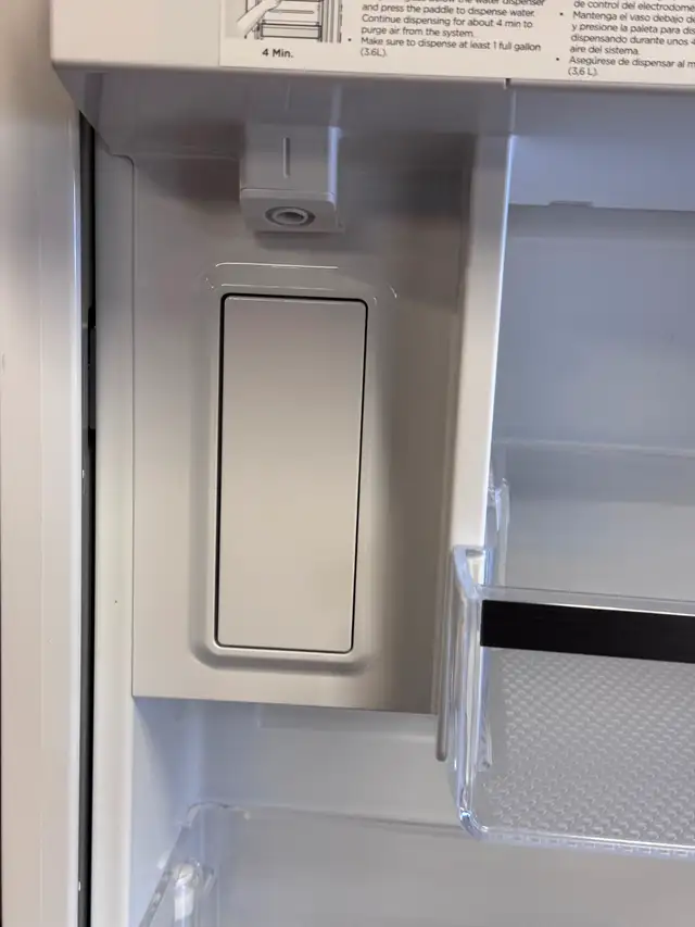 Frigidaire Gallery 36" French Door Fridge (Steel) in Refrigerators in Barrie - Image 5