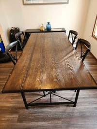 Dining Table with 4 chairs